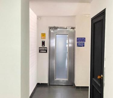 Cali Apartment | Cómodo y central apartaestudio