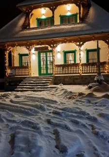 Moisei Ski Chalet | Căsuța din Deal
