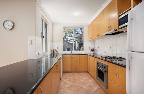 Halls Head Hotel | C Mandurah Resort