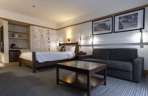 Sainte-Catherine-de-la-Jacques-Cartier Cabin | Station Touristique Duchesnay - SEPAQ