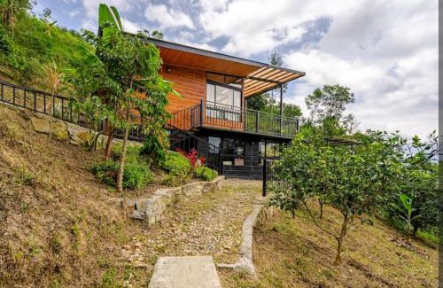 San Antonio del Tequendama Ski Chalet | Cabaña con jacuzzi cerca de Bogotá