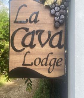 Medellin Ski Chalet | Cabaña Malbec - La Cava Lodge