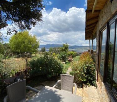 Sesquile Bed & Breakfast | Cabaña Media Luna