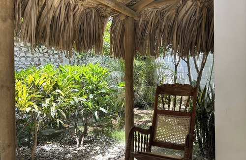 Gaira House | Cabaña Tranquila - bungalow in peaceful Magdalena with WiFi