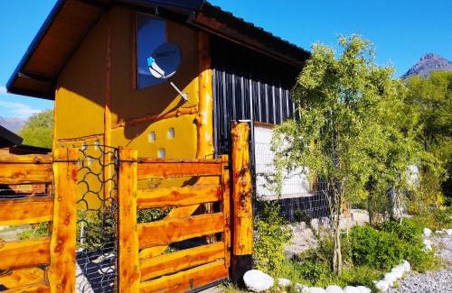 El Hoyo Ski Chalet | Cabañas LuCes del Pirque
