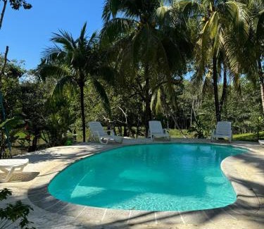 Livingston Cabin | Cabañas Paraiso Escondido Gt
