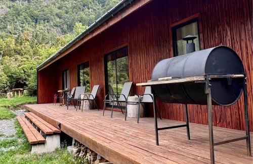 Chaiten Villa | Cabañas Refugio Río Roberto