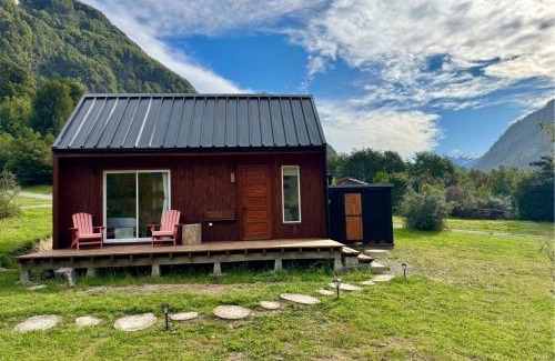 Chaiten Villa | Cabañas Refugio Río Roberto