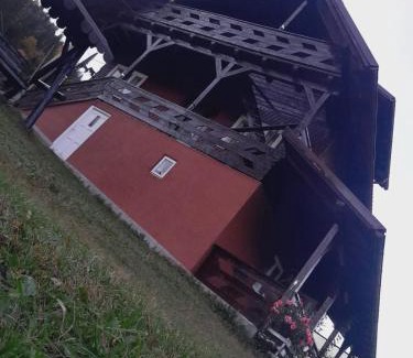 Garda de Sus House | Cabana Adelin