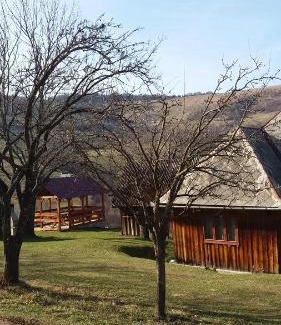 Margau House | Cabana Bunicilor