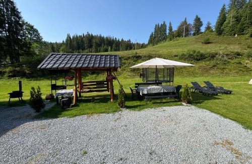 Arieseni Cabin | Cabana de Sub Deal Arieșeni