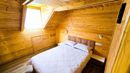 Bistra House | Cabana din Deal