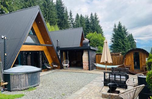Borsa House | Cabana Green Hill