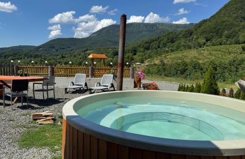 Baia-Sprie House | Cabana Izvorul Rece Maramureş