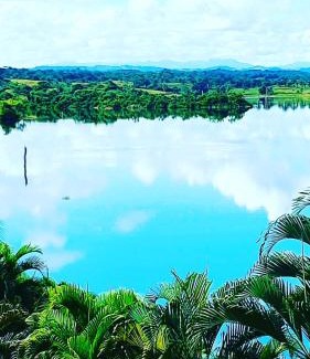 Arenosa House | Cabana's on Gatun Lake in Arenosa