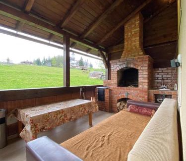 Piatra Fantanele House | Cabana Vlad 1