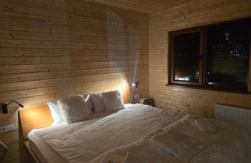 Piatra Fantanele House | Cabane A-frame CeziAde Tihuta