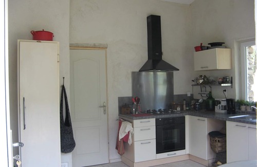Nyons House | Cabanon in the olive trees in Nyons.