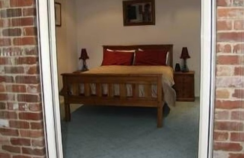Cabarita Hotel | Cabarita Lodge Bed and Breakfast