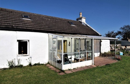 Isle of Jura Cottage | Cabin ∙ 1 bedroom ∙ 2 guests