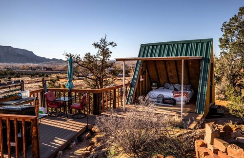 Hildale Cabin | Cabin ∙ 1 bedroom ∙ 2 guests