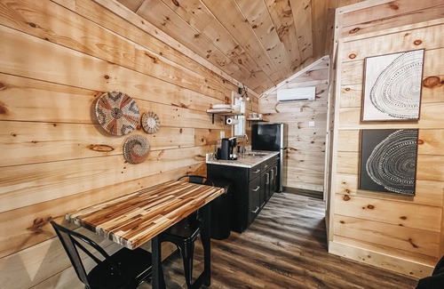 Hartwell Apartment | Cabin #1 Studio Style
