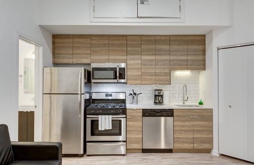River West Apartment | Cabin 104 by 747 Lofts