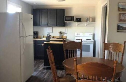 Piedmont Cabin | Cabin #120 LodgeForAllSeasons 1/2 mile-2 min drive to a marina & Clearwater Lake