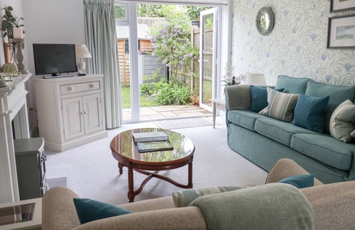 Long Melford Cottage | Cabin ∙ 2 bedrooms ∙ 4 guests