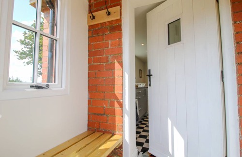 Garway Cottage | Cabin ∙ 2 bedrooms ∙ 4 guests