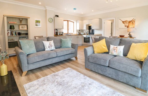 Stanton on the Wolds Cottage | Cabin ∙ 2 bedrooms ∙ 4 guests