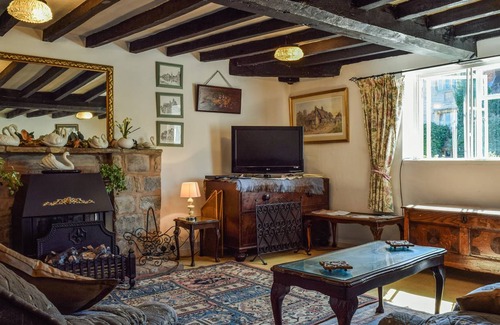 Ardens Grafton Cottage | Cabin ∙ 2 bedrooms ∙ 5 guests
