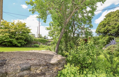 Chedworth Cottage | Cabin ∙ 2 bedrooms ∙ 4 guests