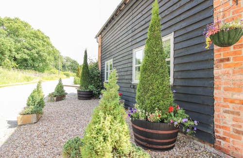 Acton Scott Cottage | Cabin ∙ 3 bedrooms ∙ 6 guests