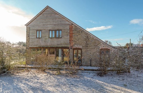 Caynham Cottage | Cabin ∙ 3 bedrooms ∙ 7 guests
