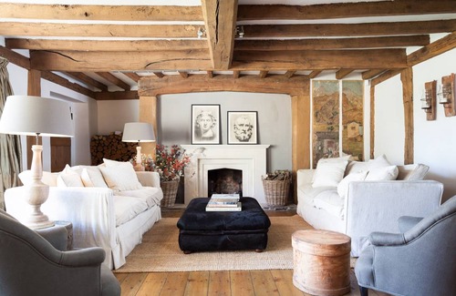 Charing Cottage | Cabin ∙ 4 bedrooms ∙ 10 guests