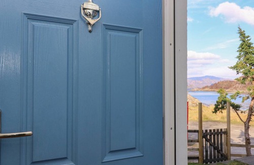 Glenuig Cottage | Cabin ∙ 4 bedrooms ∙ 7 guests