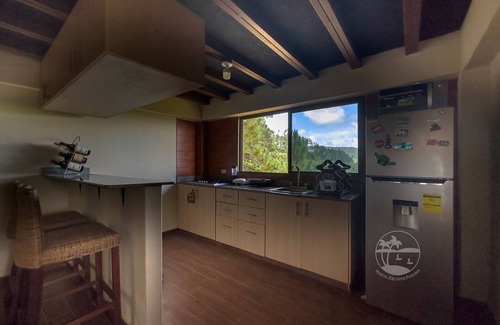 Herrera House | Cabin at El Montuoso Reserve.