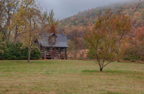 Stanardsville Cabin | Cabin at Rabbit Hollow