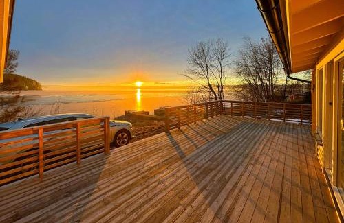 Hole House | Cabin By Lake Tyrifjorden With Water Views