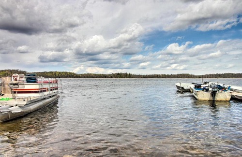 Puposky House | Cabin Community Kayaks, Canoes and Boat Docks