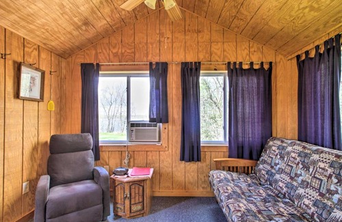 Puposky House | Cabin Community Kayaks, Canoes and Boat Docks