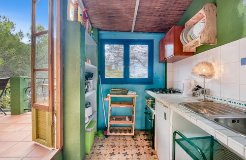 Bolulla Cabin | Cabin 'Del Paso' with Shared Pool, Shared Garden and Wi-Fi