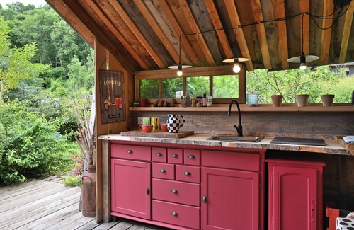 Arrien-en-Bethmale Cabin | Cabin 'Myrtille' with Mountain View, Private Terrace and Private Garden