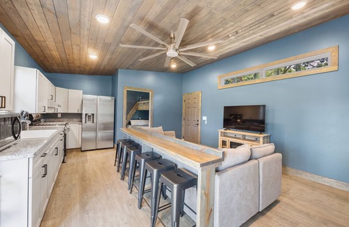 Mount Juliet Cabin | Cabin Near Nashville - Sleeps 9!