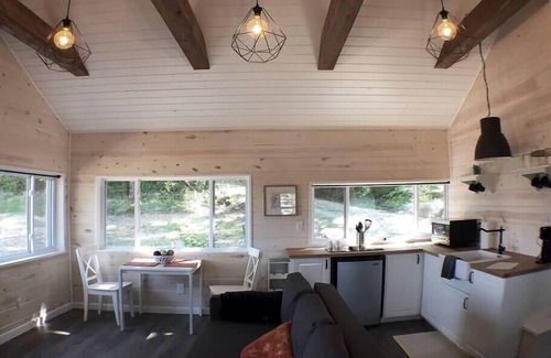 Osage Beach Cabin | Cabin No. 2 @ The Old Swiss Village - Lake View!