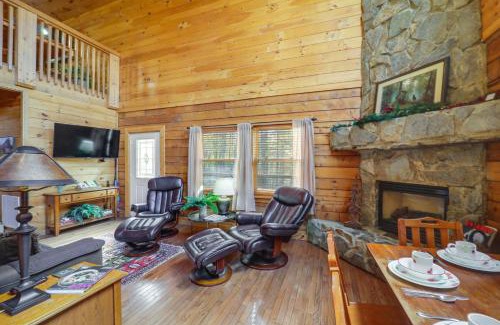 Apple Ridge House | Cabin on 22 Acres with Patio - 3 Mi to Blowing Rock!