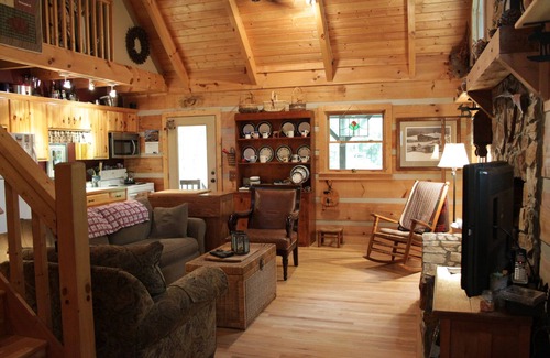 Fleetwood Cabin | Cabin on 6.5 Private acres; 20 min to Blowing Rock/W Jefferson,Boone