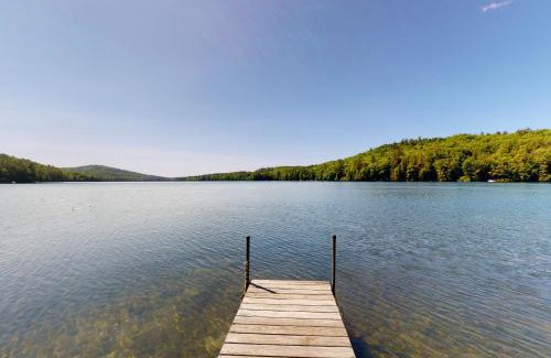 Parsonsfield House | Cabin on Long Pond