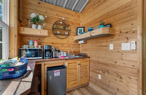 Rockwell Cabin | Cabin #2 @ Rock Creek Cabins! Back Porch to Enjoy the View & Pet Friendly!